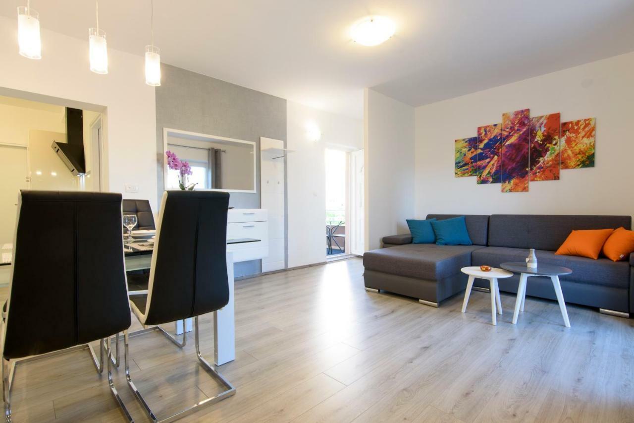 Apartment Relja Zadar Exteriör bild